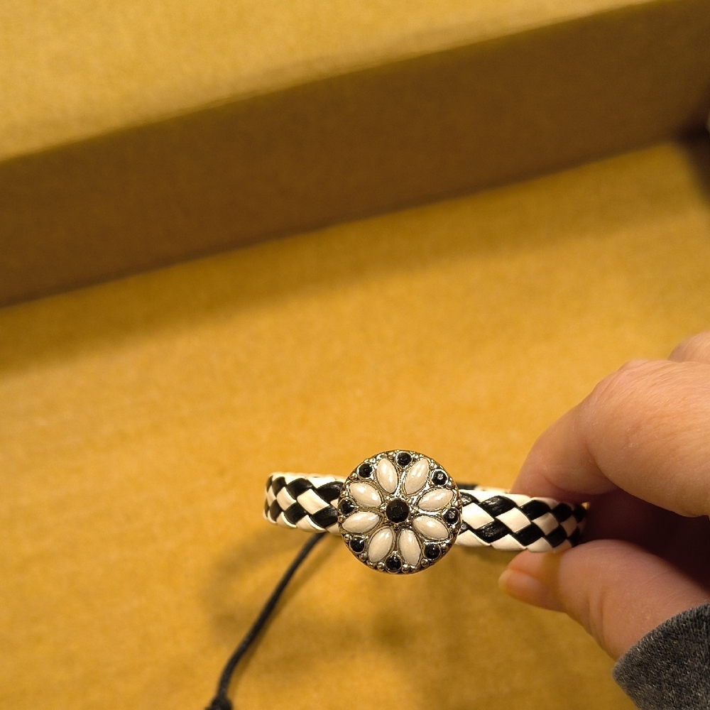 Brand New Gingersnap Bracelet